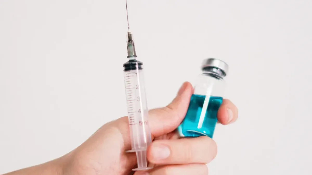 Registro fotográfico documental de Brasil inicia testes de tratamento injetável de longa duração contra o HIV - Foto: Reprodução / G1